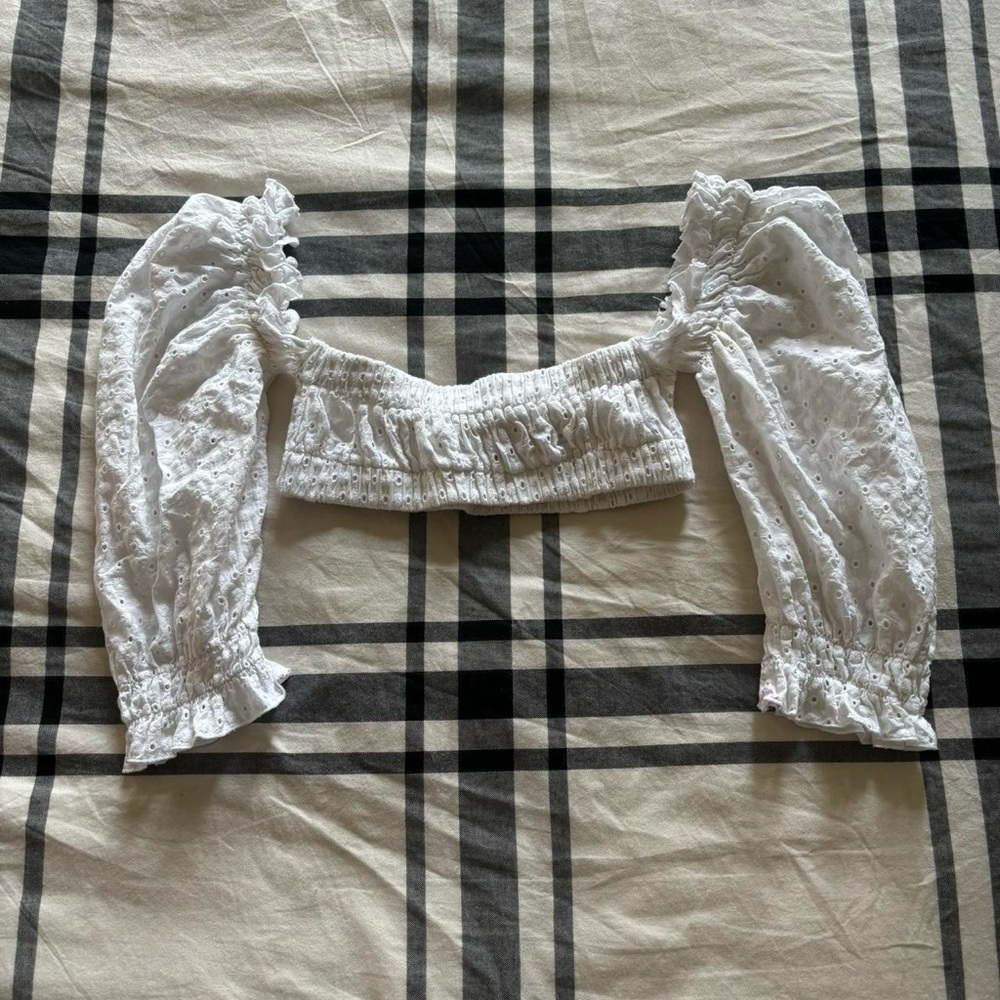 are you am i white eyelet puff sleeve top